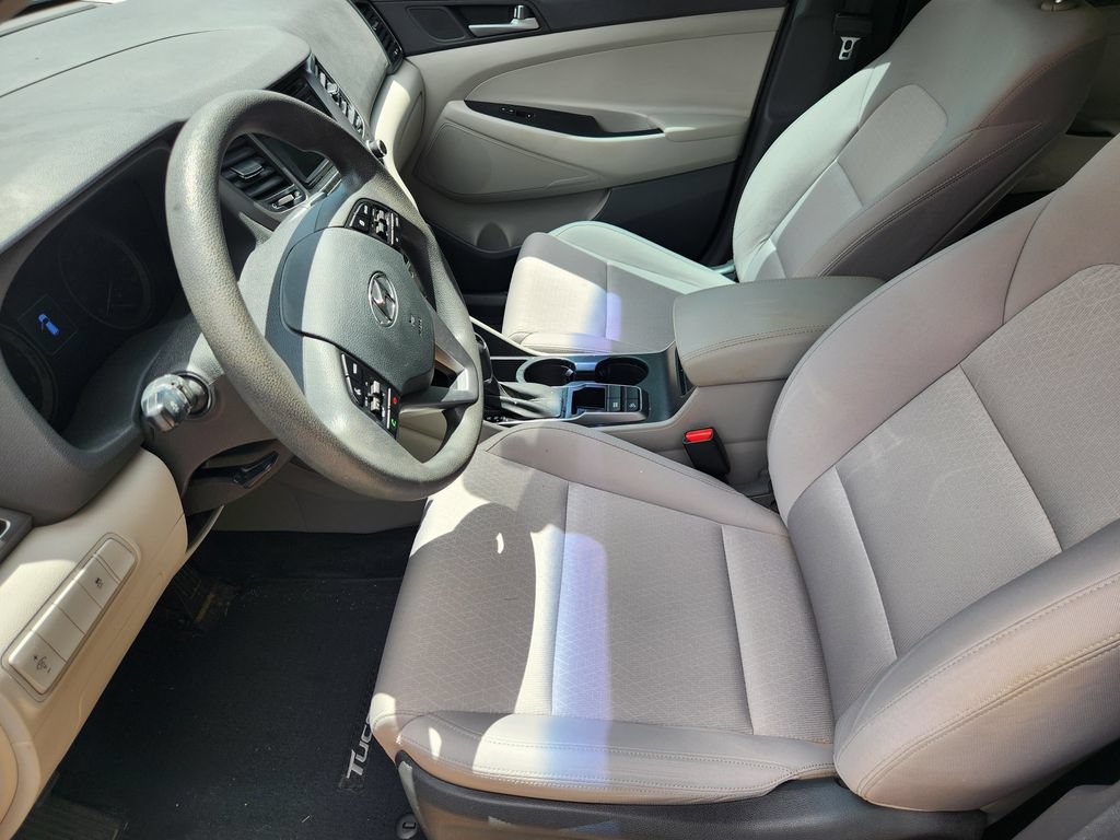 Used 2017 Hyundai Tucson SE w/ SE Popular Package 02 FWD image 11