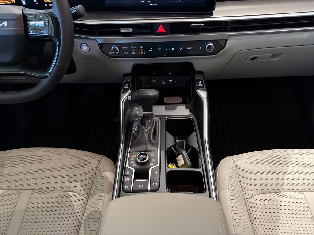 New 2026 Kia Sorento X-Line EX image 17