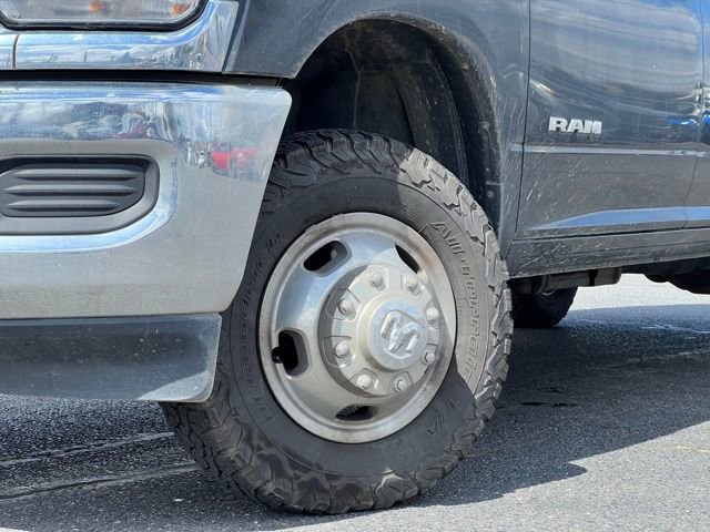Used 2022 RAM 3500 Big Horn image 2