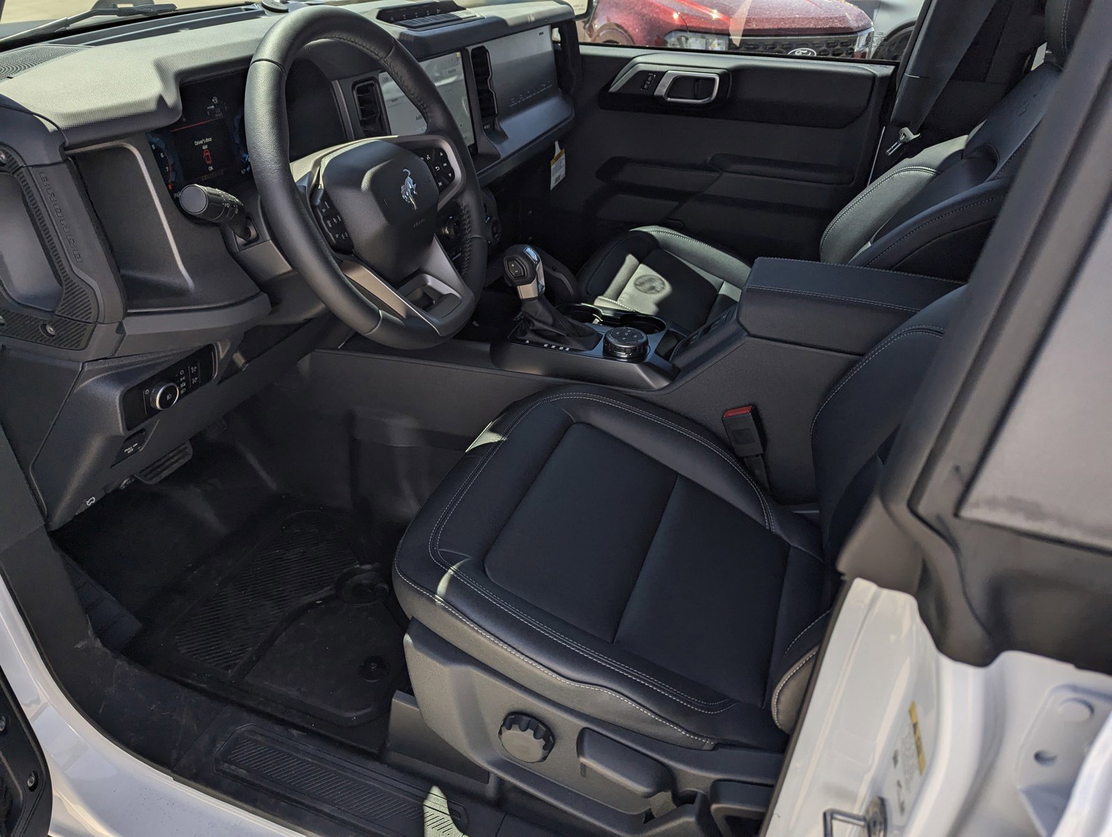 New 2026 Ford Bronco Badlands AWD/4WD image 9