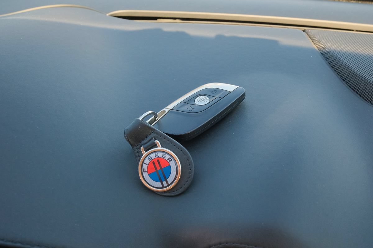 Used 2012 Fisker Karma EcoSport RWD image 9