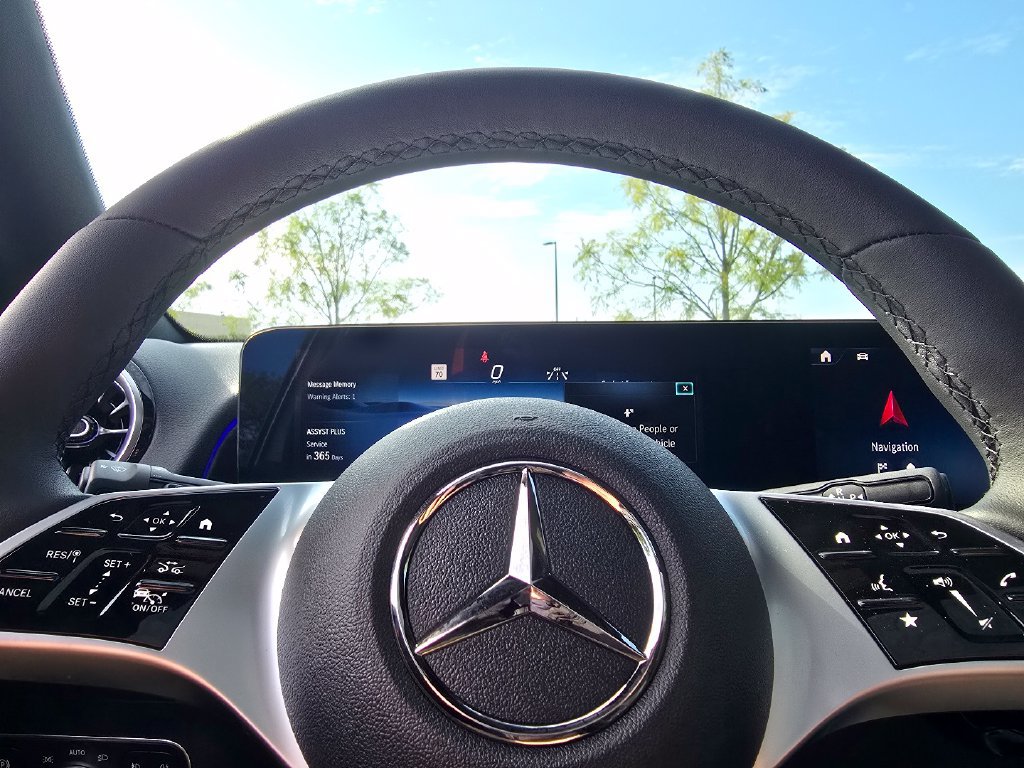 New 2026 Mercedes-Benz GLB 250 4MATIC image 27
