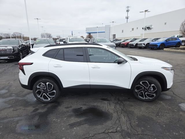 New 2026 Chevrolet Trax RS w/ Sunroof Package FWD image 20