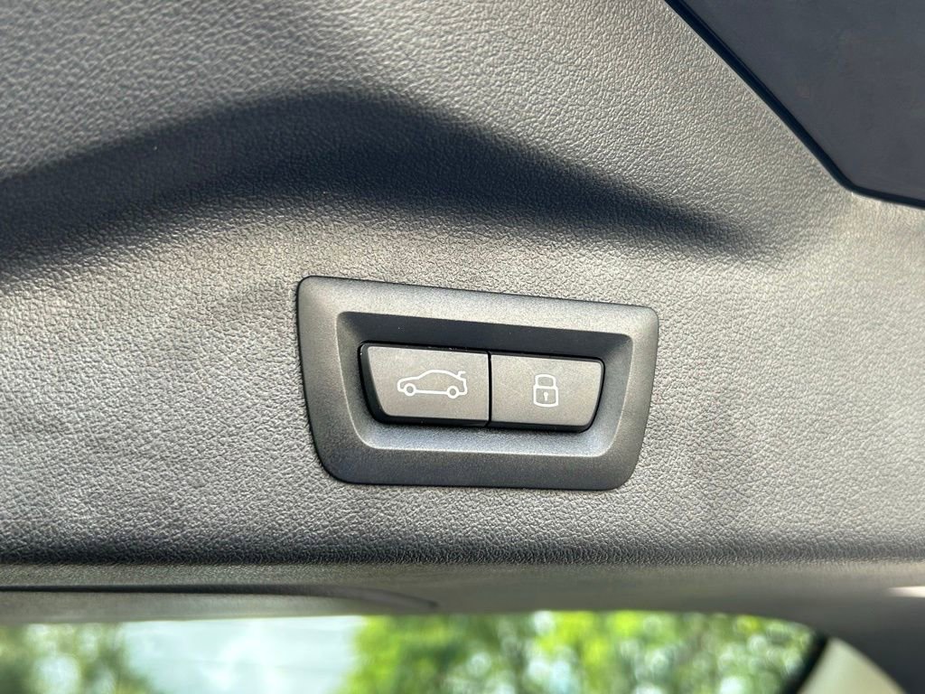 Used 2024 BMW X7 xDrive40i image 50