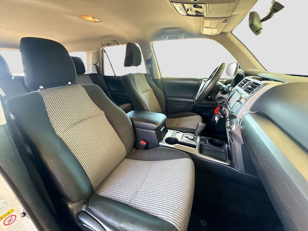 Used 2017 Toyota 4Runner SR5 RWD image 30