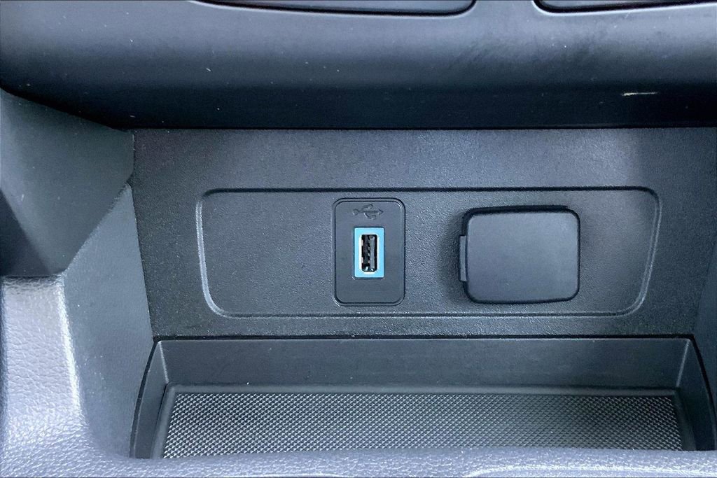 Used 2019 Ford Escape SE image 16