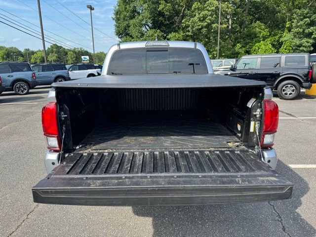 Used 2019 Toyota Tacoma TRD Off-Road AWD/4WD image 7
