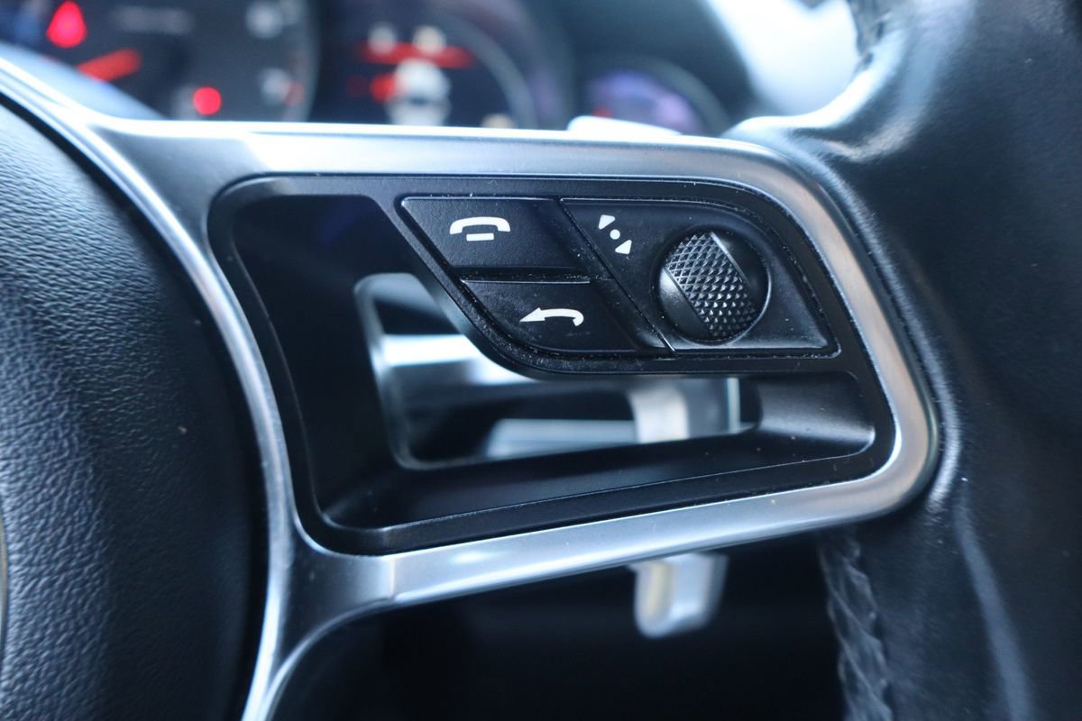 Used 2016 Porsche Cayenne image 16