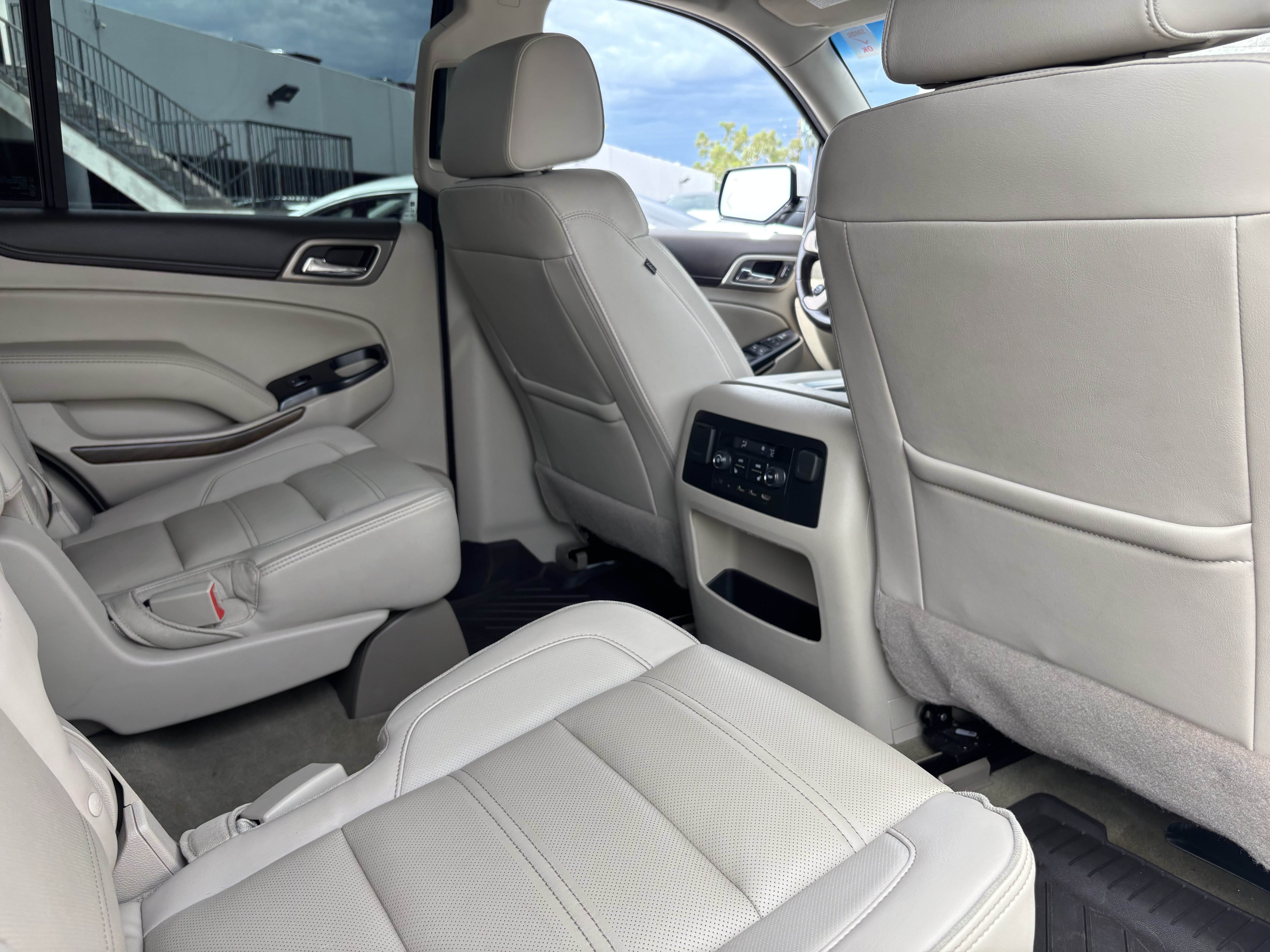 Used 2018 GMC Yukon Denali w/ Open Road Package AWD/4WD image 11