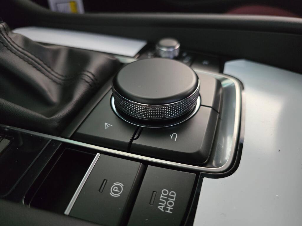 New 2026 MAZDA MAZDA3 Carbon image 32