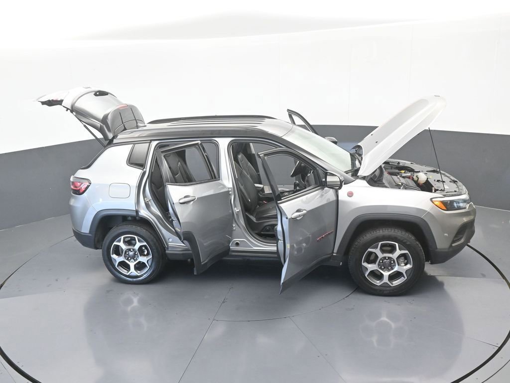 Used 2022 Jeep Compass Trailhawk w/ Trailhawk Elite Group image 74