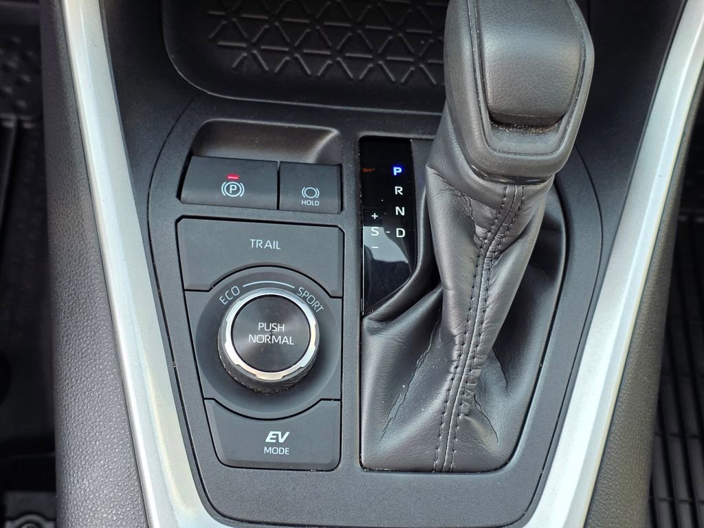 Used 2024 Toyota RAV4 XLE w/ Convenience Package AWD/4WD image 26