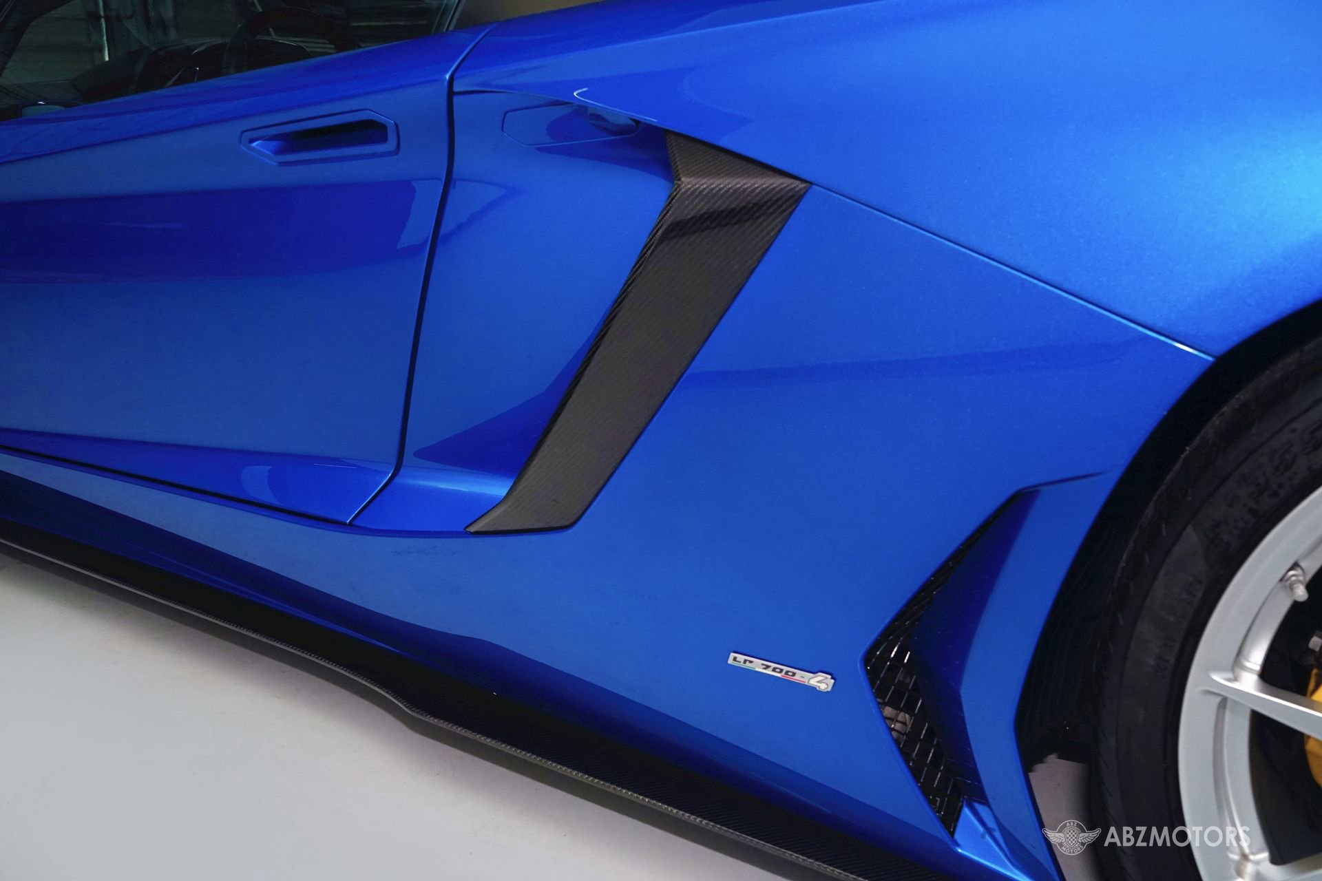 Used 2015 Lamborghini Aventador LP 700-4 AWD/4WD image 11