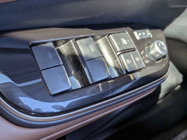 Used 2025 Toyota Crown Signia w/ Advanced Technology Package AWD/4WD image 25
