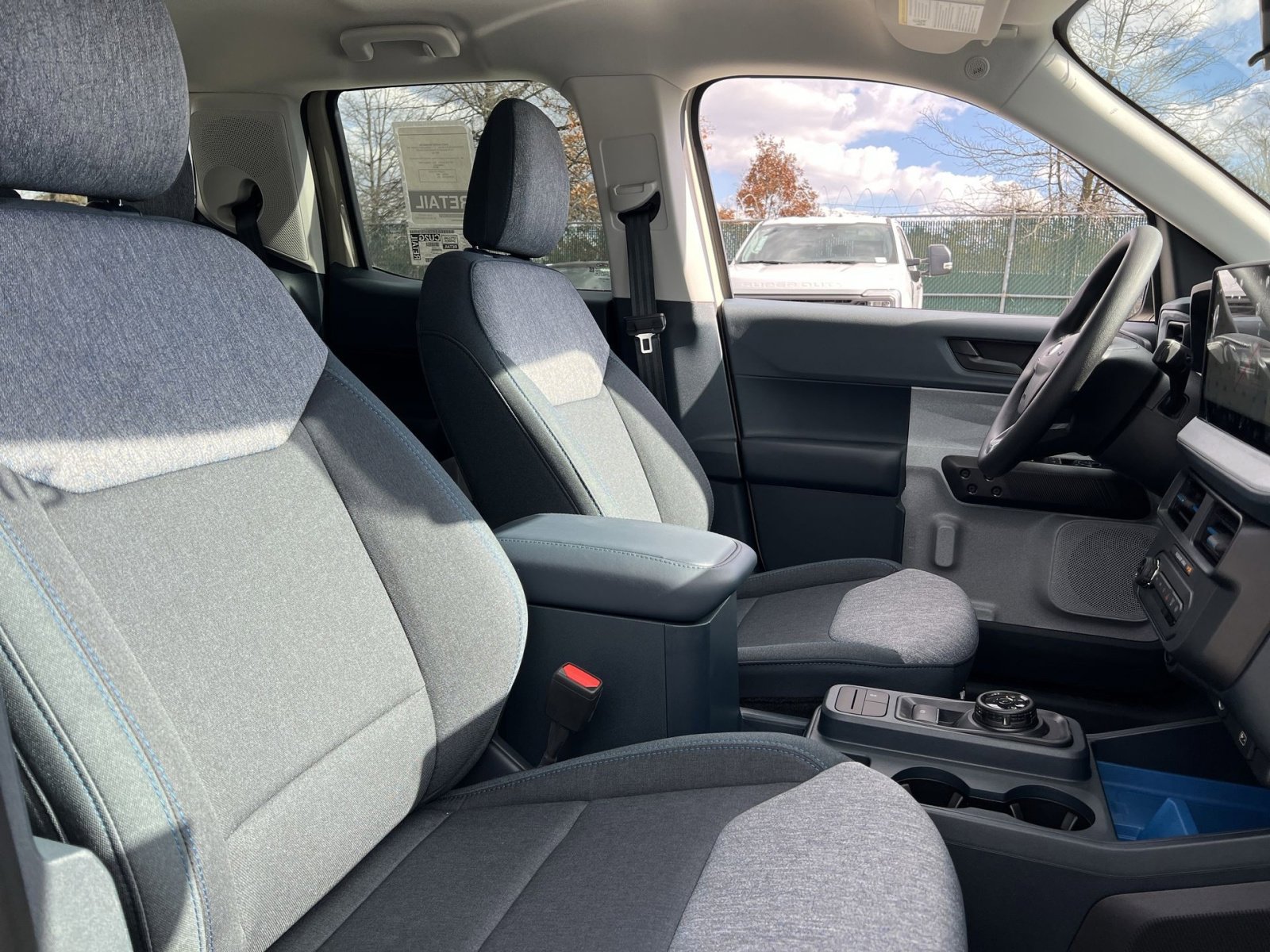 New 2025 Ford Maverick XLT image 25