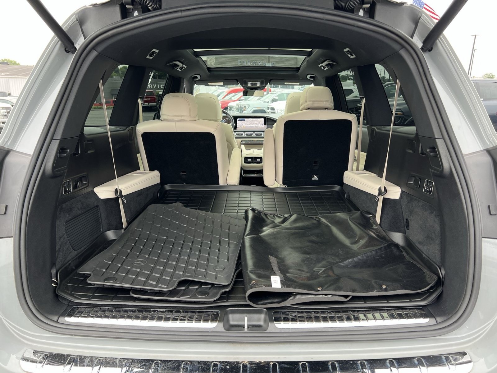 Used 2026 Mercedes-Benz GLS 450 4MATIC image 25