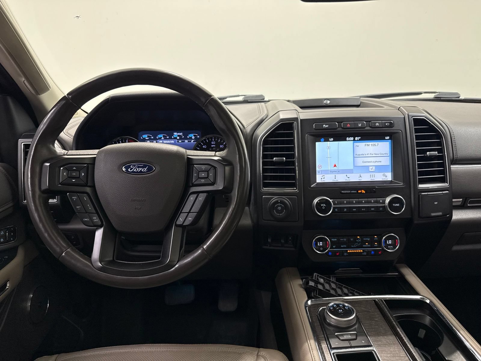 Used 2019 Ford Expedition Limited w/ Equipment Group 302A RWD image 22