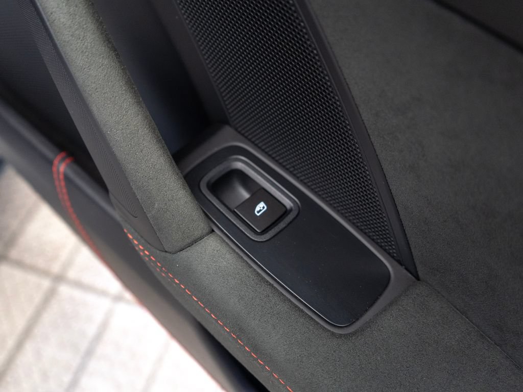 Certified 2024 Porsche 911 GT3 RWD image 37