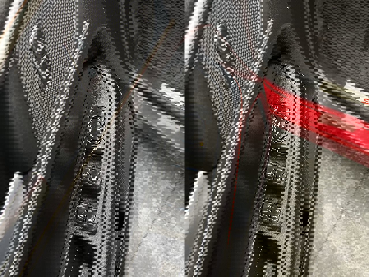 Used 2022 Ford Edge ST-Line image 9