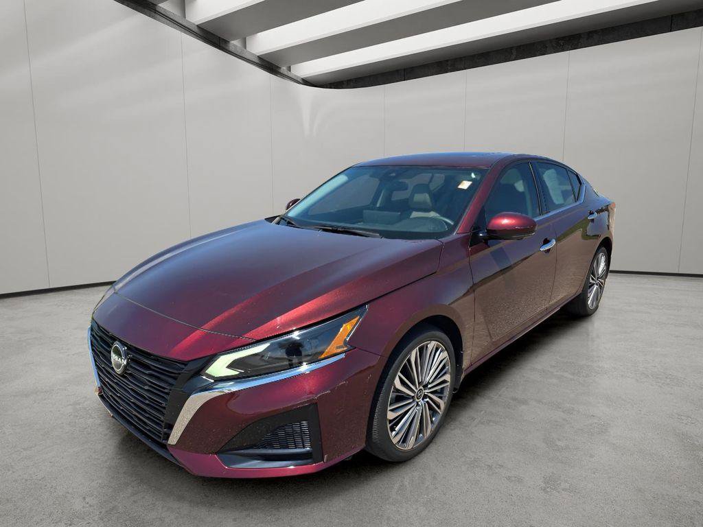 Used 2023 Nissan Altima 2.5 SL