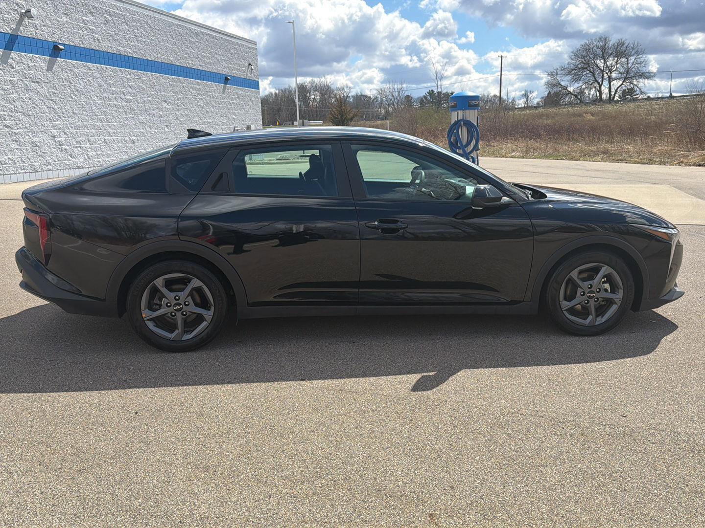 Used 2025 Kia K4 LXS image 6