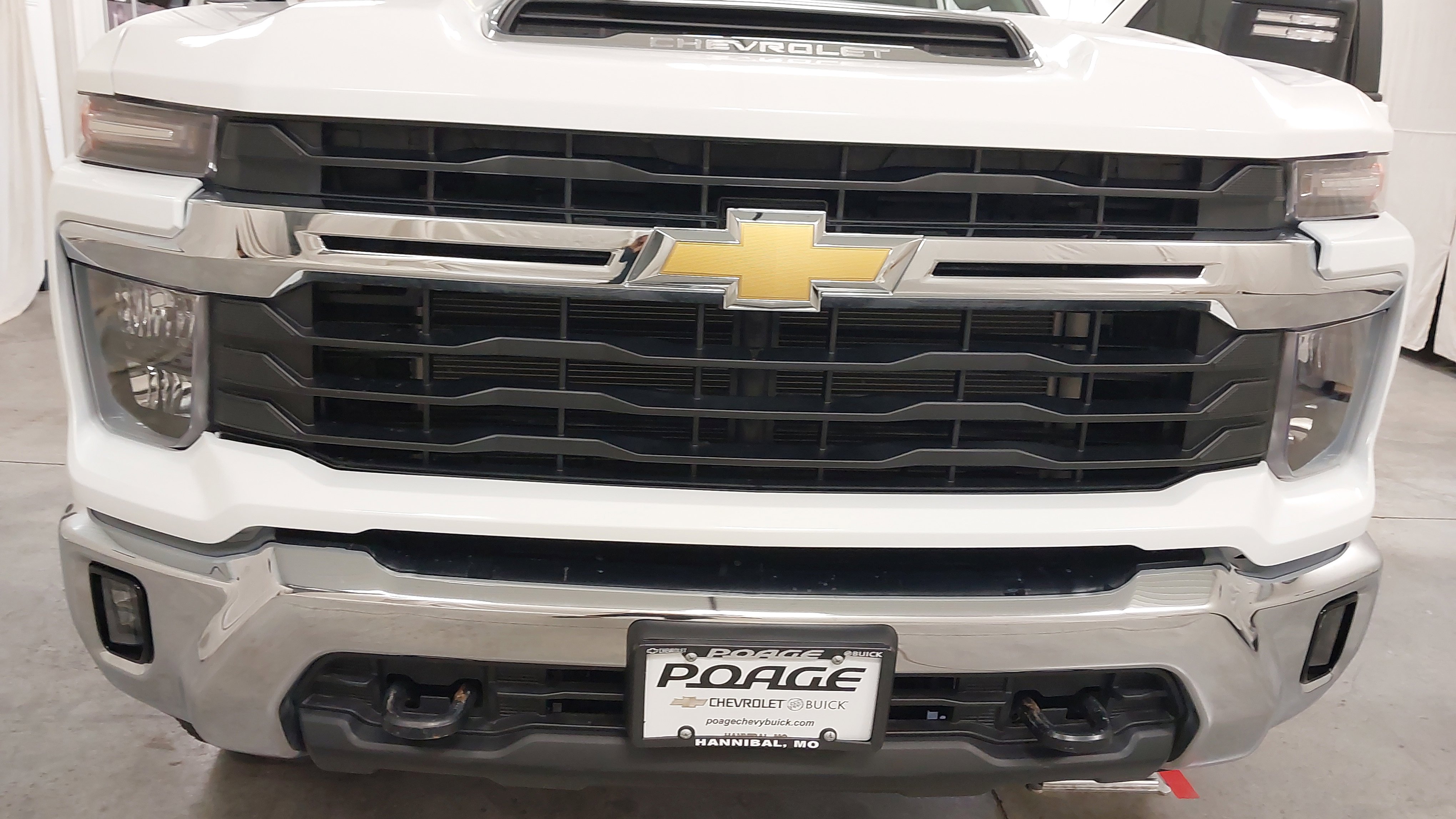 Used 2024 Chevrolet Silverado 2500 LT AWD/4WD image 31