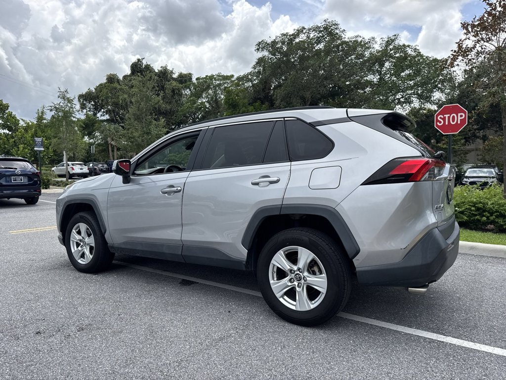 Used 2019 Toyota RAV4 XLE FWD image 26