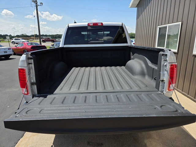 Used 2017 RAM 1500 Laramie w/ Convenience Group AWD/4WD image 15