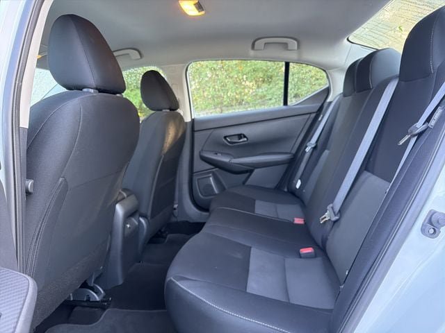 Used 2024 Nissan Sentra SV FWD image 13