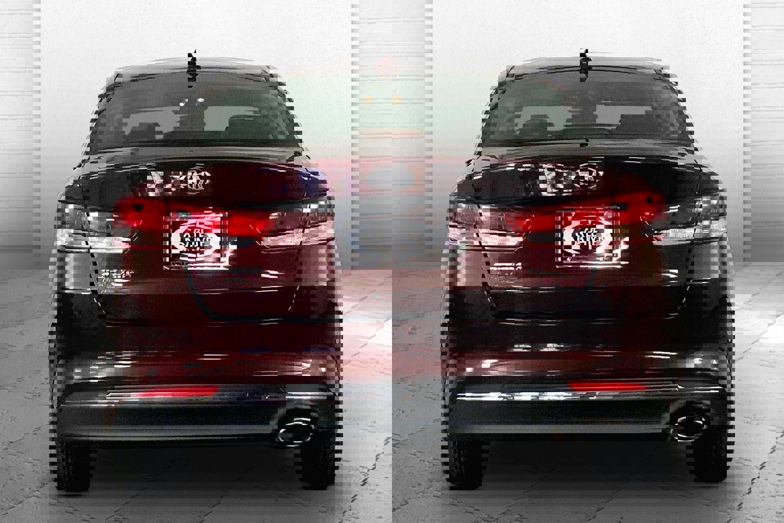 Used 2017 Kia Optima LX image 3