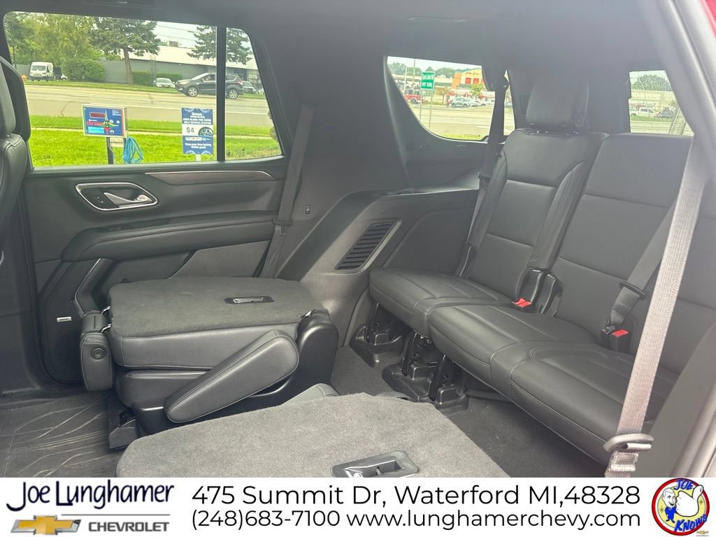 Used 2023 Chevrolet Tahoe Z71 w/ Luxury Package AWD/4WD image 13