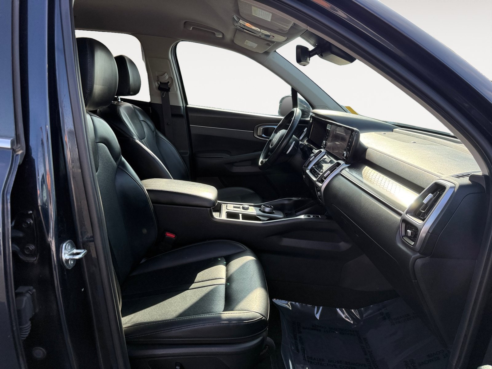 Used 2023 Kia Sorento EX FWD image 19