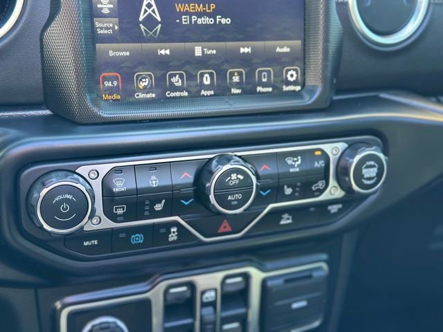 Used 2021 Jeep Wrangler Unlimited Sahara w/ Cold Weather Group image 15