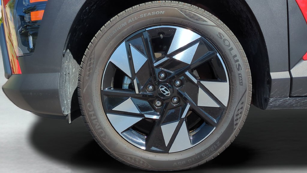 Certified 2025 Hyundai Kona SEL FWD image 26