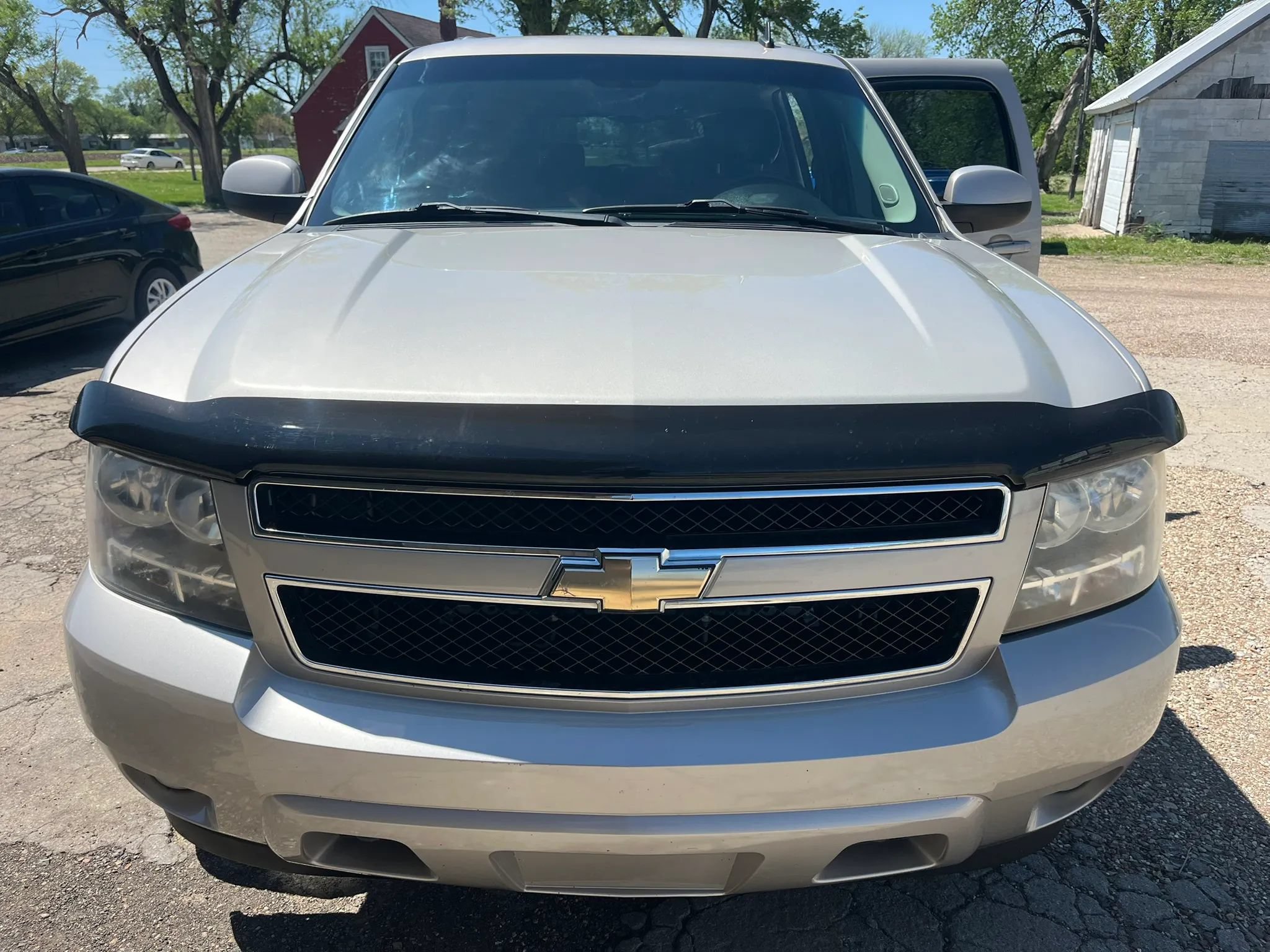 Used 2009 Chevrolet Suburban LT AWD/4WD image 8