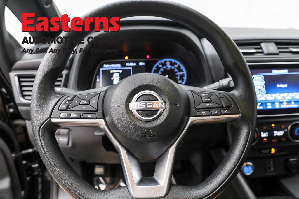 Used 2023 Nissan Leaf S image 10