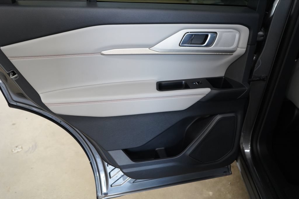 New 2026 Ford Explorer Active w/ Active Comfort Package AWD/4WD image 29