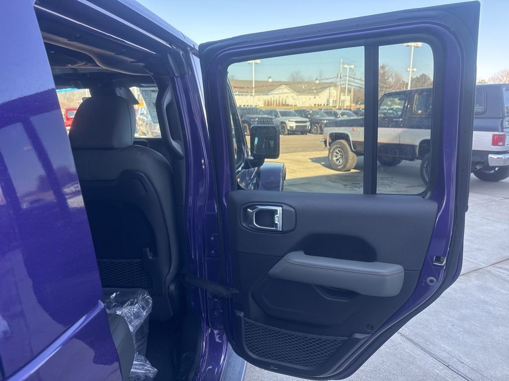 New 2026 Jeep Gladiator Mojave AWD/4WD image 40