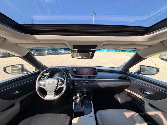 Used 2021 Lexus ES 350 w/ Accessory Package 2 FWD image 7