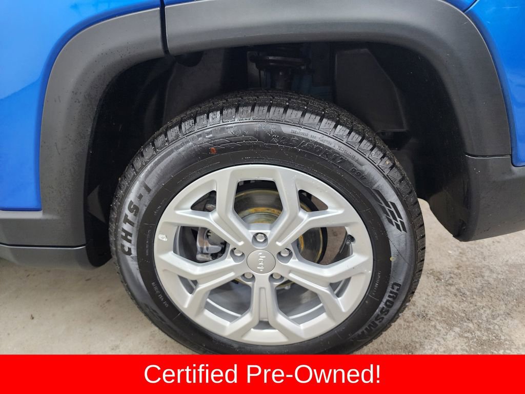 Used 2024 Jeep Compass Latitude image 37