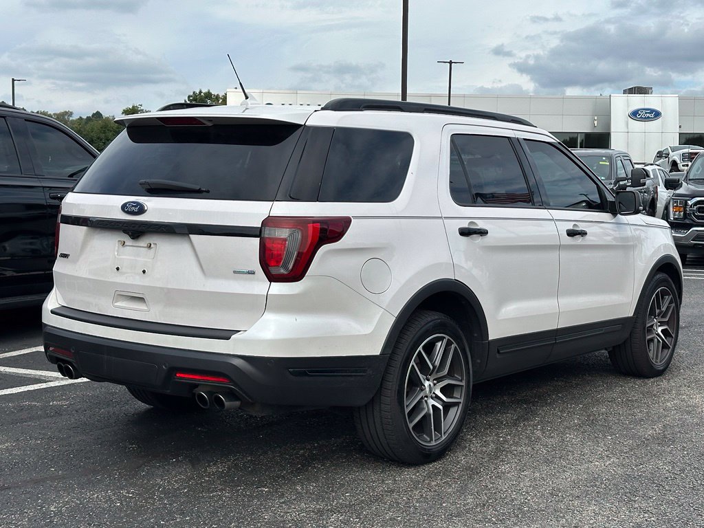 Used 2019 Ford Explorer Sport w/ Equipment Group 401A AWD/4WD image 27