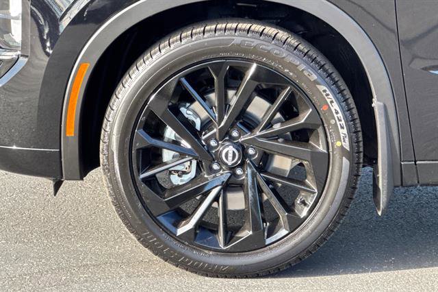 New 2026 Nissan Rogue Platinum image 33