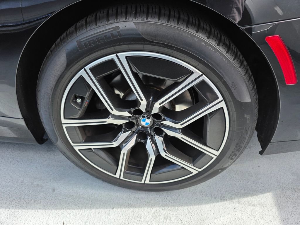 Certified 2023 BMW 740i 740i image 18