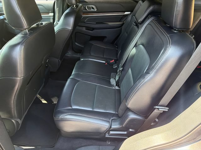 Used 2019 Ford Explorer Limited w/ Class III Trailer Tow Package FWD image 23