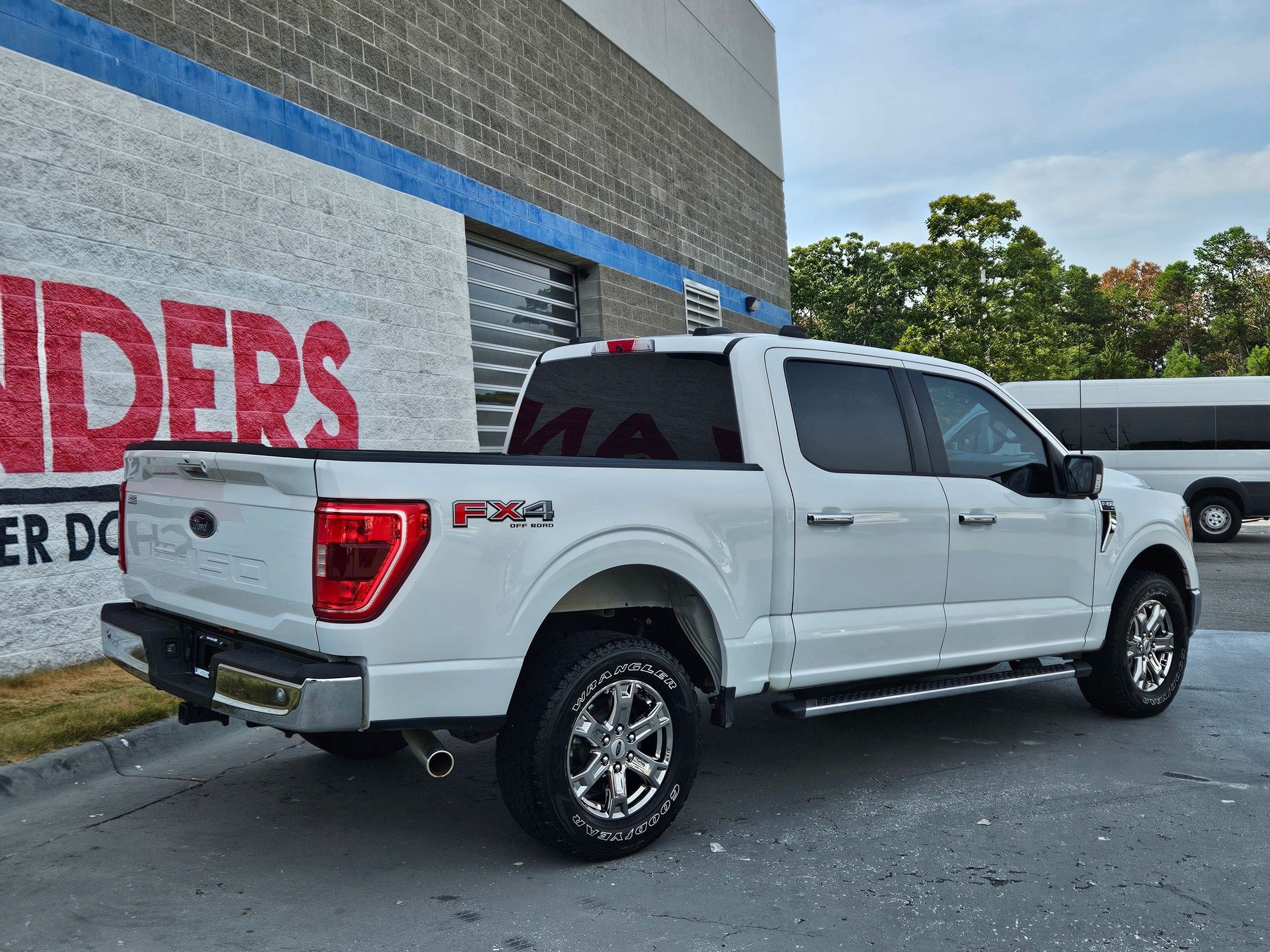 Used 2021 Ford F150 XLT w/ Equipment Group 302A High AWD/4WD image 7
