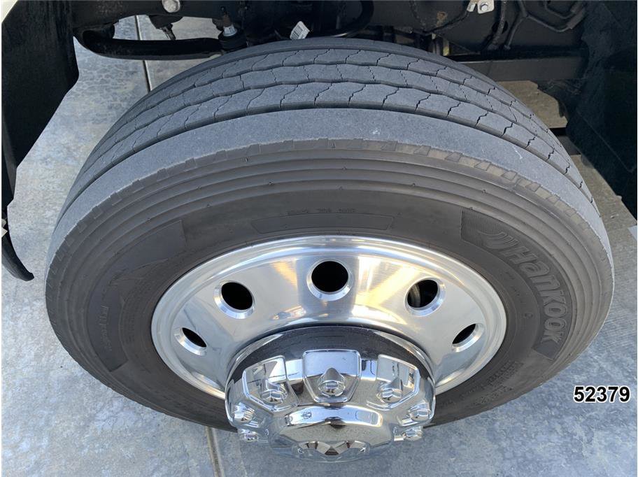 Used 2022 RAM 5500 4x4 Crew Cab image 18