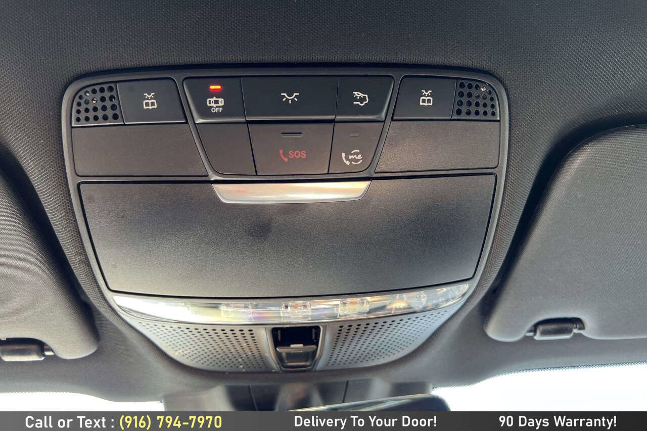 Used 2022 Mercedes-Benz GLC 300 4MATIC image 23