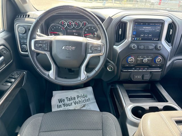 Used 2022 Chevrolet Silverado 1500 LT Trail Boss w/ LPO, Dark Essentials Package AWD/4WD image 14