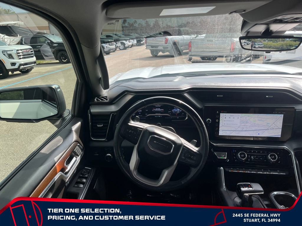 Used 2024 GMC Sierra 1500 Denali w/ Technology Package AWD/4WD image 13