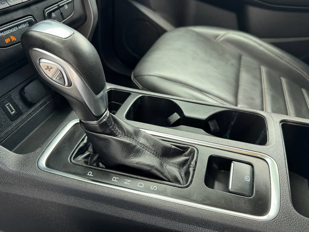 Used 2019 Ford Escape SEL AWD/4WD image 24